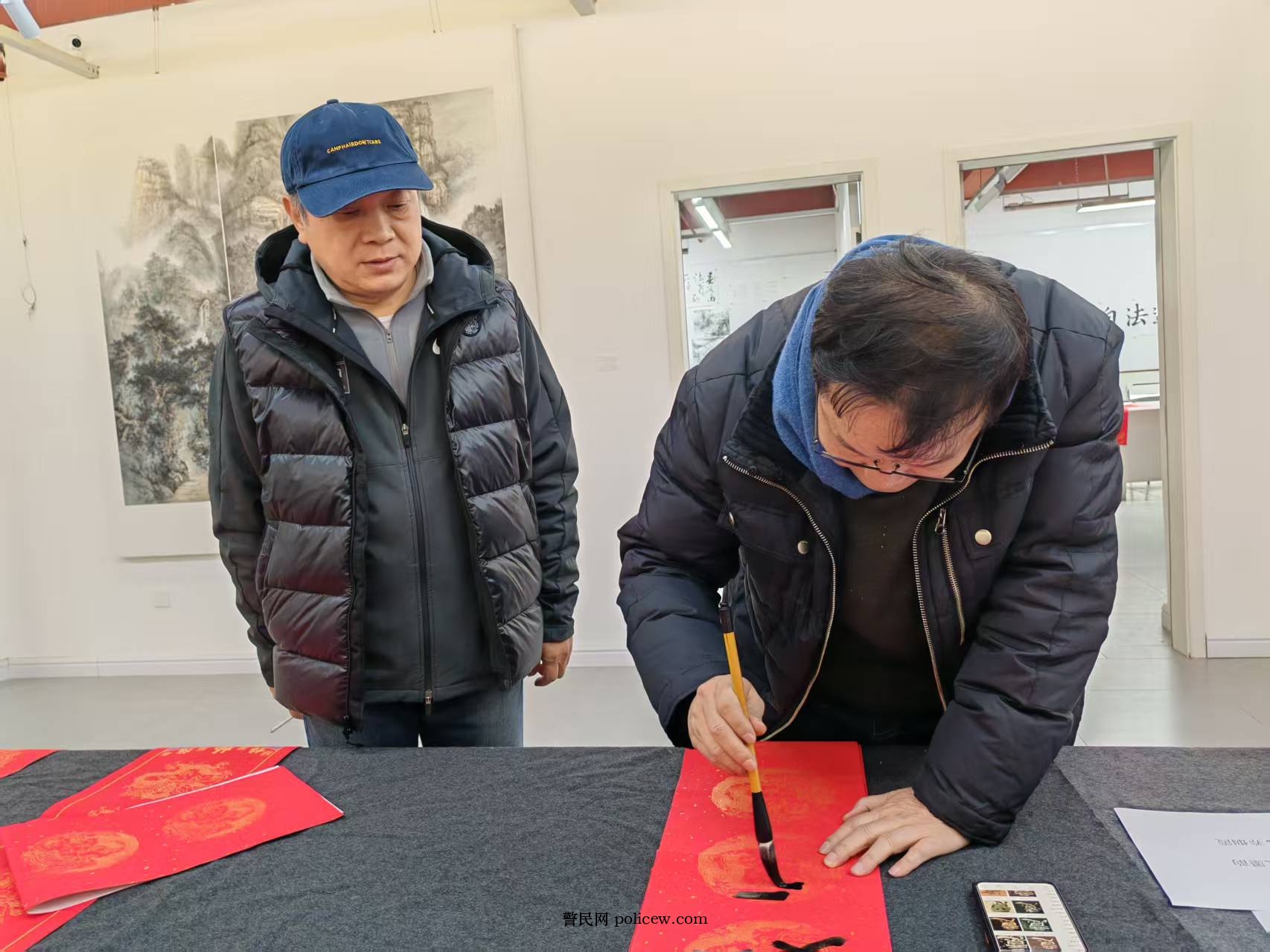 31bcbab702fa1975001f765bdf460faa.jpg 31bcbab702fa1975001f765bdf460faa.jpg