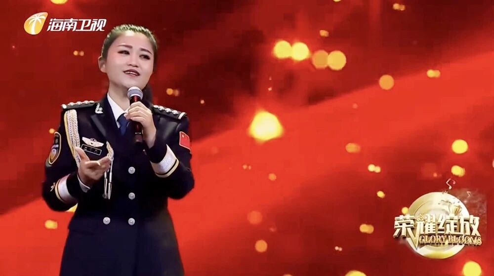 常德西洞庭公安分局民警杨子锌携原创警营歌曲亮相省级卫视