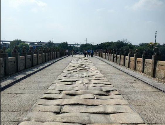 岁月无声，石骨镌殇！一首诗、一篇散文致敬不屈脊梁｜谨悼七七事变八十九周年