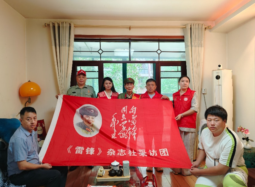 笔墨敬英雄·温情暖老兵 ——致敬抗美援朝老兵潘斌觉爷爷 笔墨敬英雄·温情暖老兵 ——致敬抗美援朝老兵潘斌觉爷爷