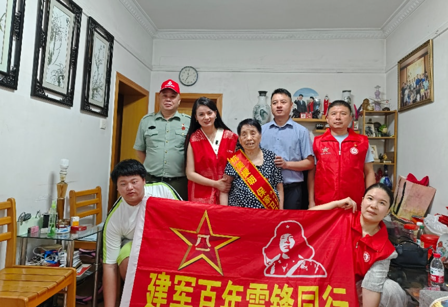 巾帼芳华映初心·温情致敬女英雄 ——礼赞抗美援朝老兵杨启翠奶奶