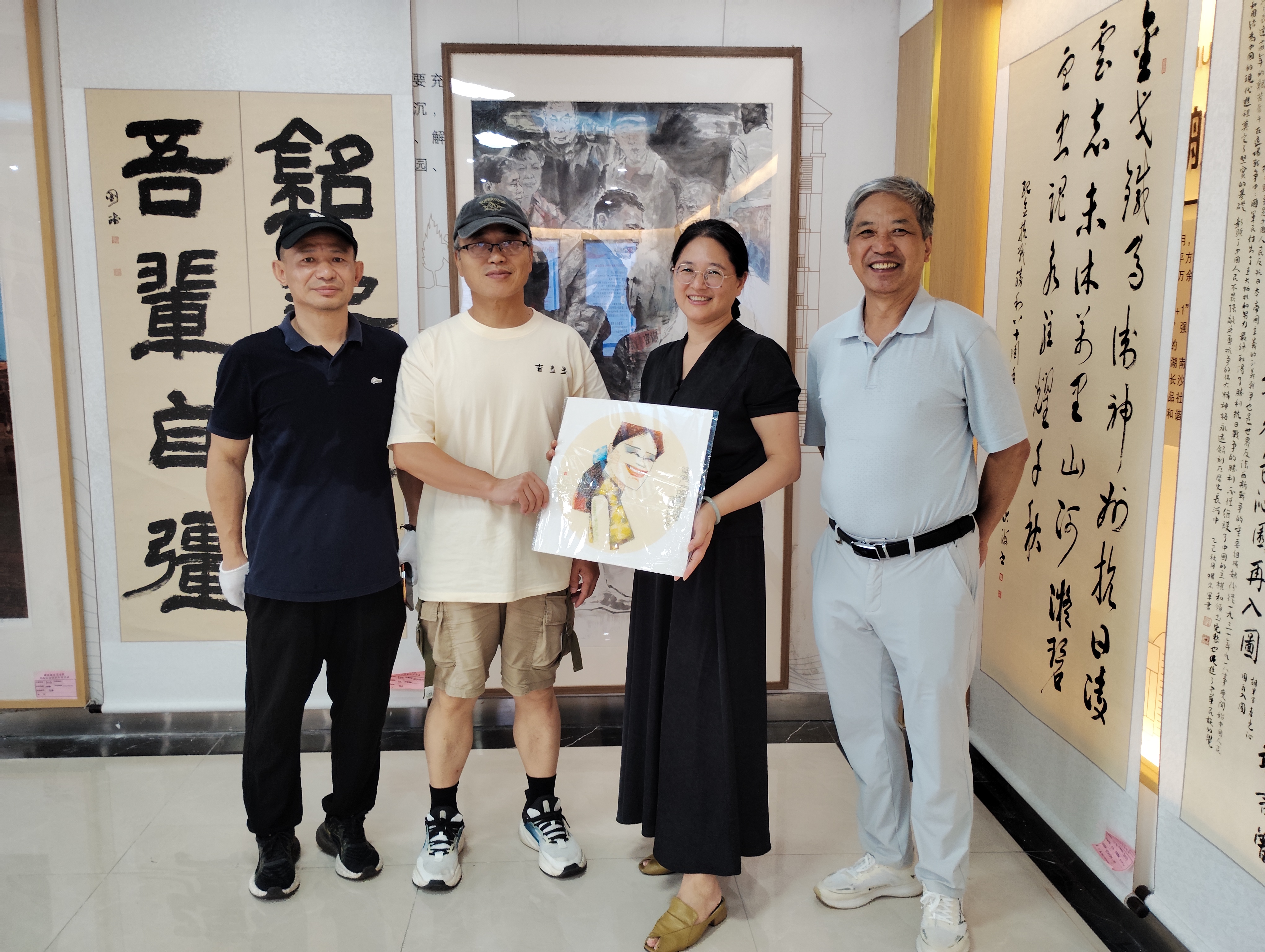 以文化人 以法润心 公益传爱｜ “法治安全·八方行动”书画进社区公益活动