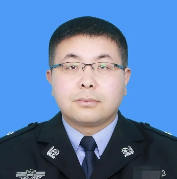 刘晓龙|幼苗历劫成乔木——我的情感札记 刘晓龙|幼苗历劫成乔木——我的情感札记