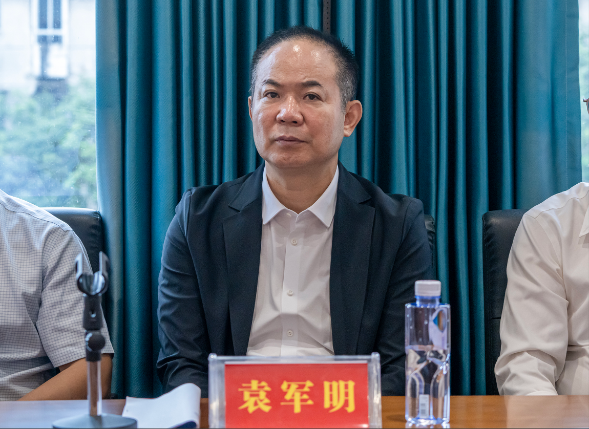 传承雷锋精神 坚定红色信念 —沅江开展建军百年·雷锋同行公益慰问活动 传承雷锋精神 坚定红色信念 —沅江开展建军百年·雷锋同行公益慰问活动